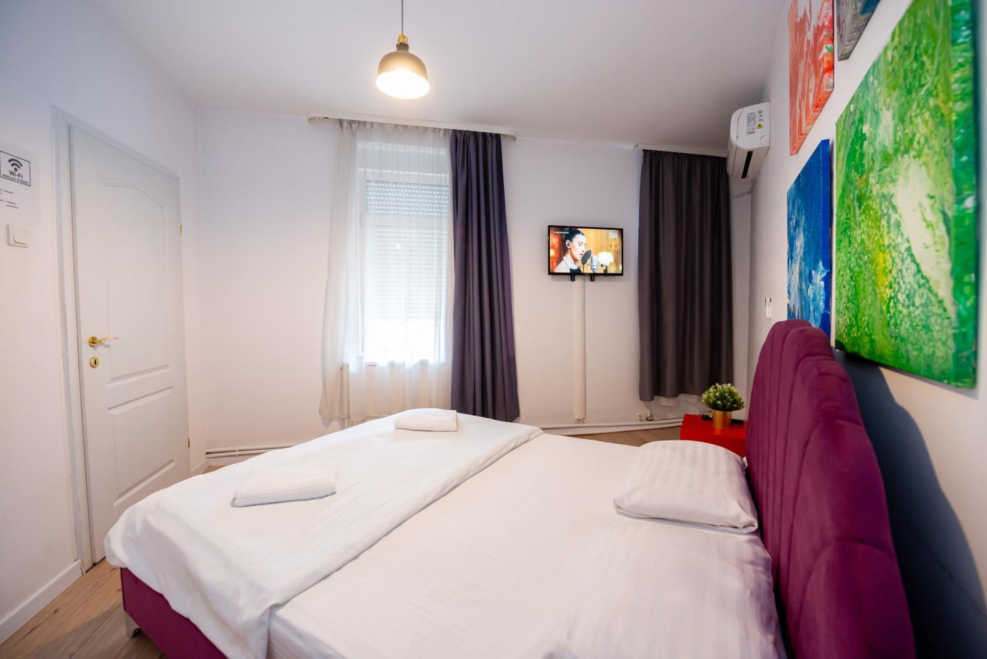 Ideal Accommodation Unirii Square ブカレスト エクステリア 写真
